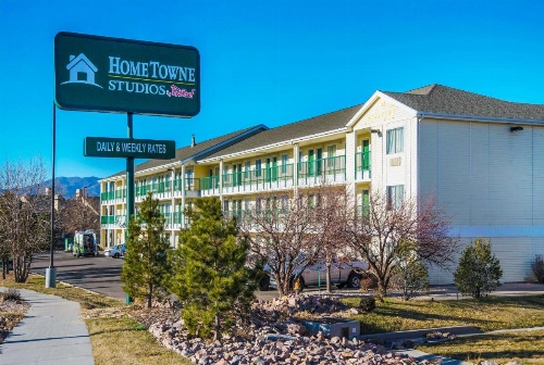 HomeTowne Studios Colorado Springs - Airport image 24
